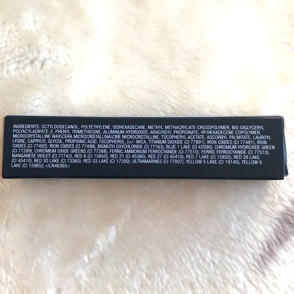 Foundation stick - Picture 3 of 5